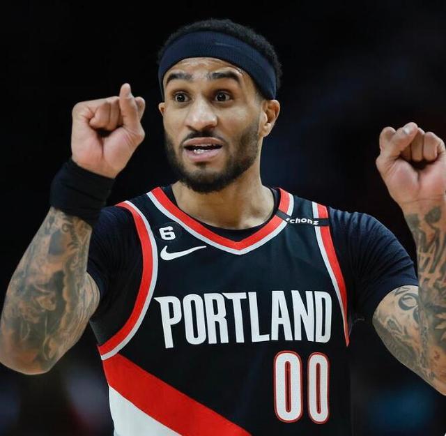 同时在进攻 同时在进攻