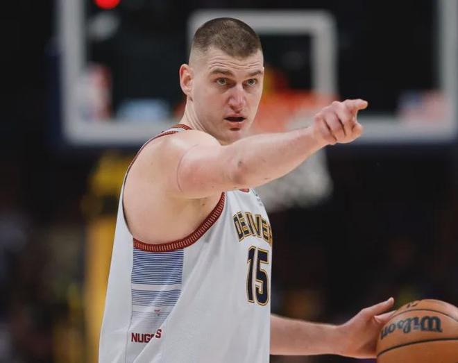 封锁中路时 封锁中路时