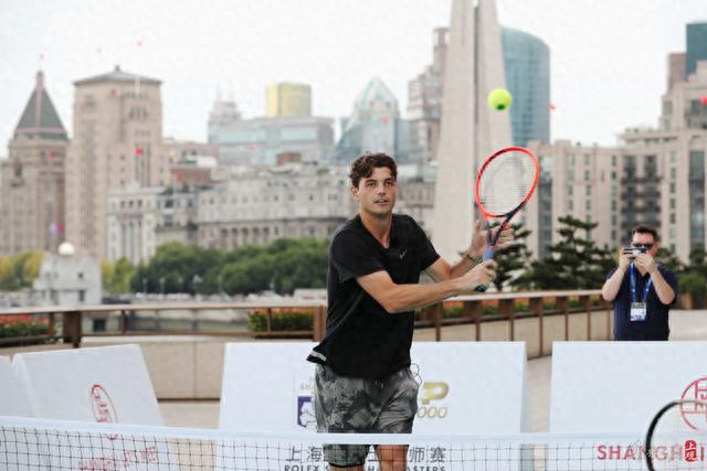 侧翼则需要 侧翼则需要